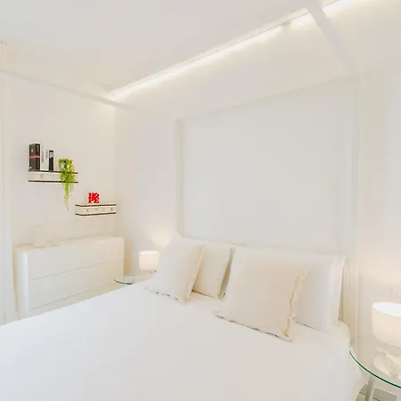 51 White * Forte dei Marmi