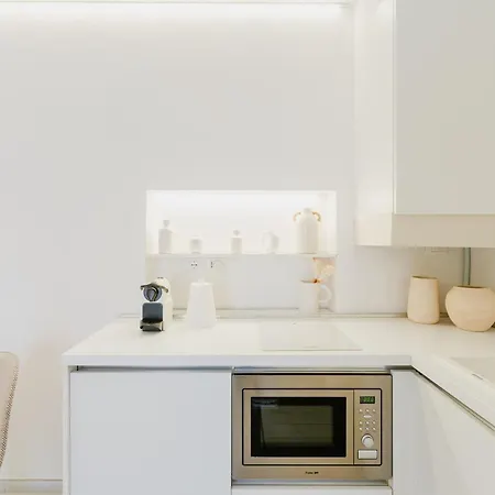 51 White Appartamento *